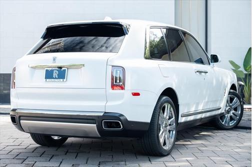 2019 Rolls-Royce Cullinan Base
