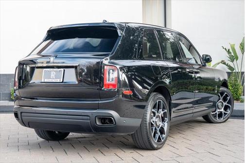 2024 Rolls-Royce Cullinan Base