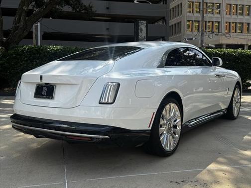 2024 Rolls-Royce Spectre 