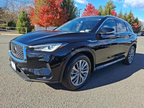 2023 INFINITI QX50 LUXE