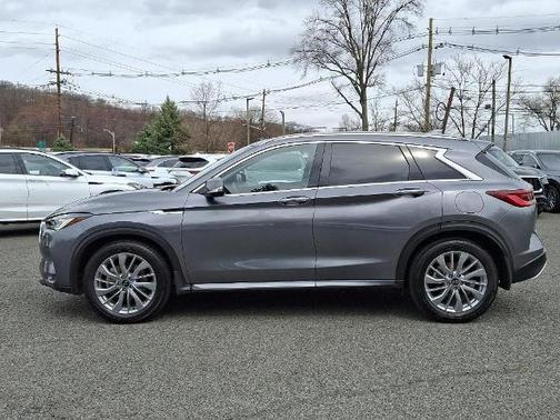 2024 INFINITI QX50 LUXE