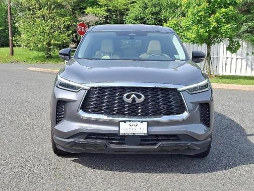 2024 INFINITI QX60 PURE