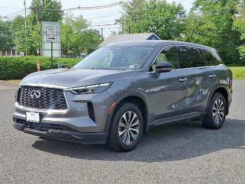 2024 INFINITI QX60 PURE