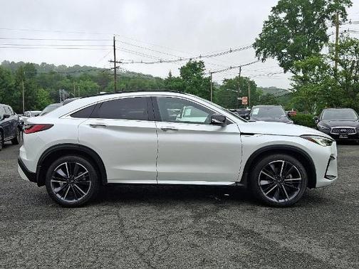 2024 INFINITI QX55 LUXE