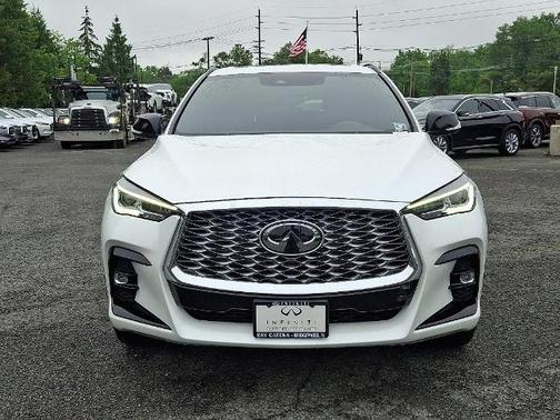 2024 INFINITI QX55 LUXE