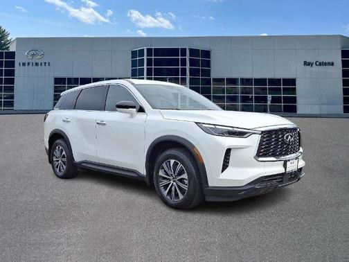 2025 INFINITI QX60 PURE