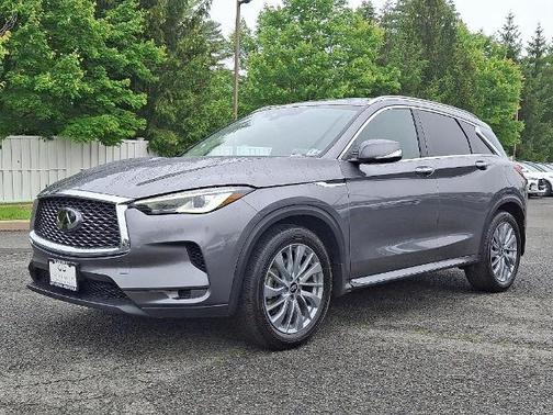 2024 INFINITI QX50 LUXE