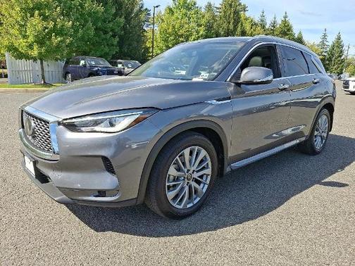 2023 INFINITI QX50 LUXE