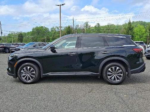 2024 INFINITI QX60 PURE