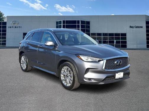 2023 INFINITI QX50 LUXE
