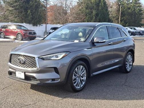 2023 INFINITI QX50 LUXE