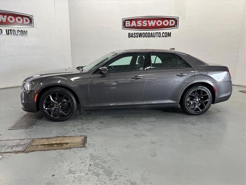 2021 Chrysler 300 S