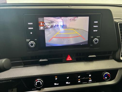 Black 2024 Kia Sportage LX