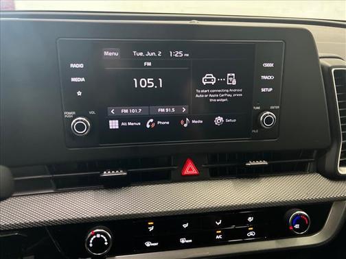 Black 2024 Kia Sportage LX
