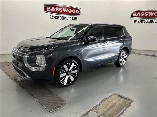 Gray 2025 Mitsubishi Outlander SEL S-AWC