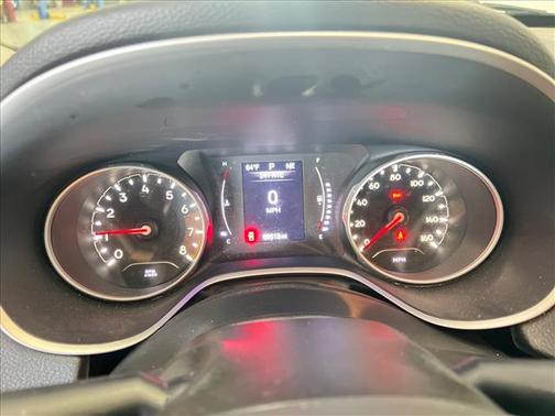 Red 2019 Jeep Compass Latitude