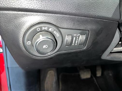 Red 2019 Jeep Compass Latitude