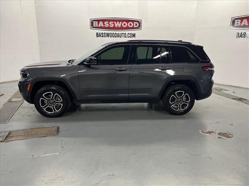 2022 Jeep Grand Cherokee Trailhawk