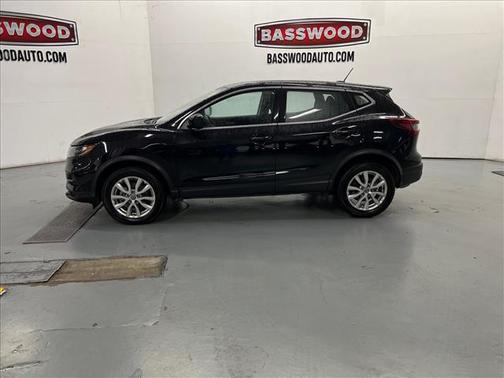 2022 Nissan Rogue Sport S
