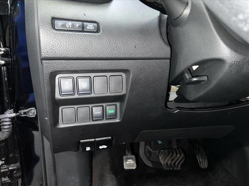 2022 Nissan Rogue Sport S