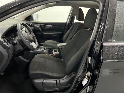 2022 Nissan Rogue Sport S