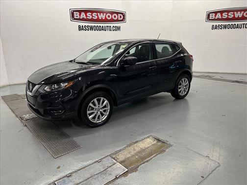 2022 Nissan Rogue Sport S