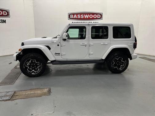 2021 Jeep Wrangler Unlimited Sahara Altitude