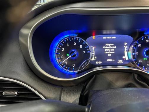 2024 Chrysler Pacifica Touring-L