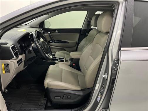 2022 Kia Sportage EX