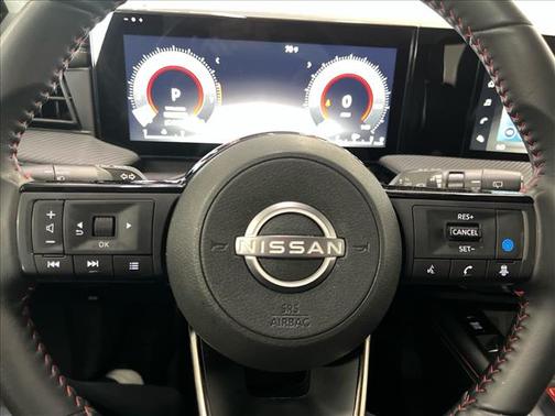 Canyon Bronze M 2025 Nissan Kicks SR