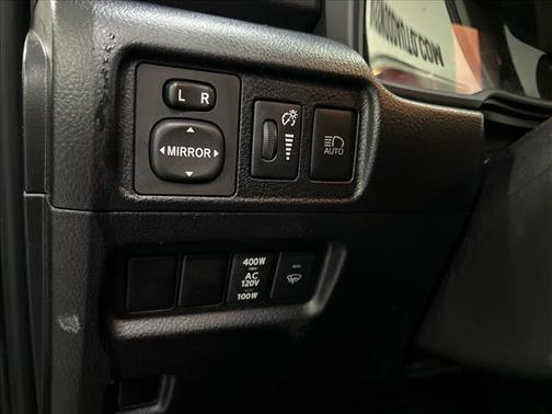 2024 Toyota 4Runner SR5 4WD