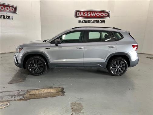 2022 Volkswagen Taos 1.5T S