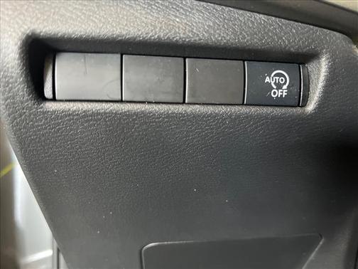 Gun Metallic 2025 Nissan Kicks SV