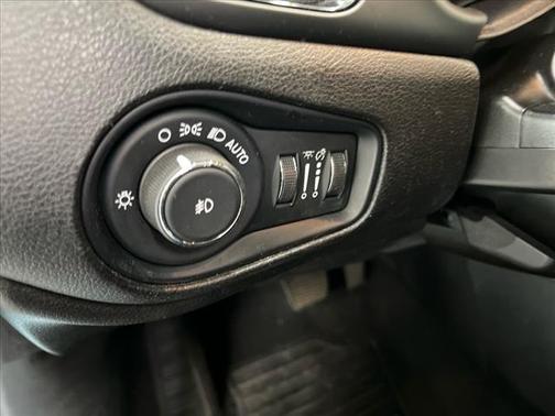 2020 Jeep Renegade Altitude