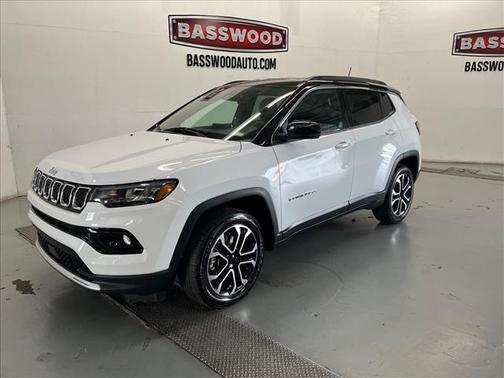 White 2024 Jeep Compass Limited
