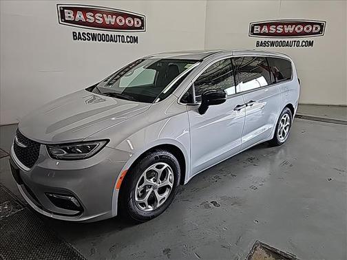 2024 Chrysler Pacifica Limited