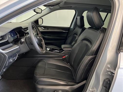 2022 Jeep Grand Cherokee 4xe Base