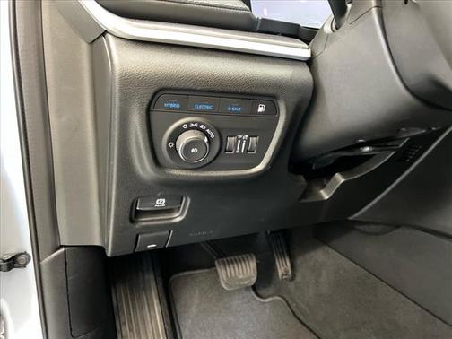 2022 Jeep Grand Cherokee 4xe Base