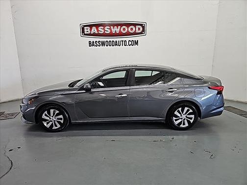 2022 Nissan Altima 2.5 S