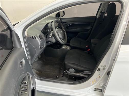 2024 Mitsubishi Mirage G4 LE