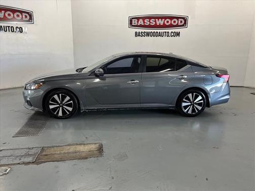 2022 Nissan Altima 2.5 SV