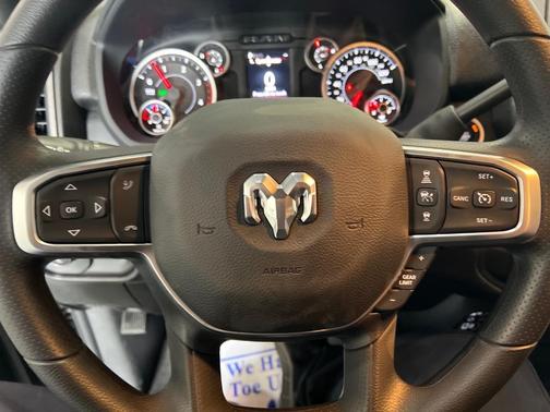 Diamond Black 2026 RAM 2500 Tradesman