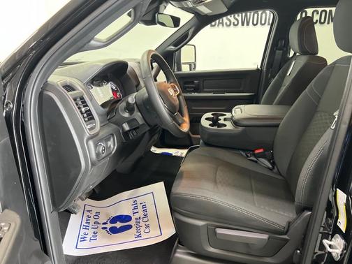 Diamond Black 2026 RAM 2500 Tradesman