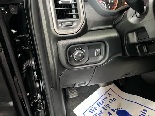 Diamond Black 2026 RAM 2500 Tradesman