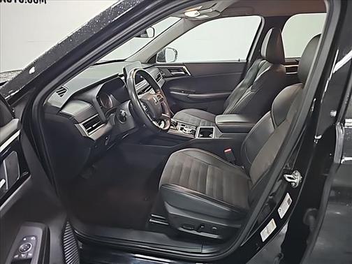 2024 Mitsubishi Outlander SE Black Edition w/Pano Roof