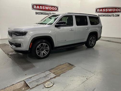 2024 Jeep Wagoneer Series II