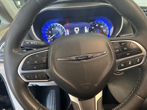 2024 Chrysler Pacifica Touring-L