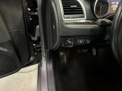 2021 Chrysler 300 Touring