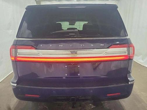 Blue 2020 Lincoln Navigator Reserve