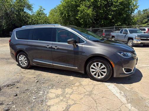 Gray 2019 Chrysler Pacifica Touring L Minivan 4D